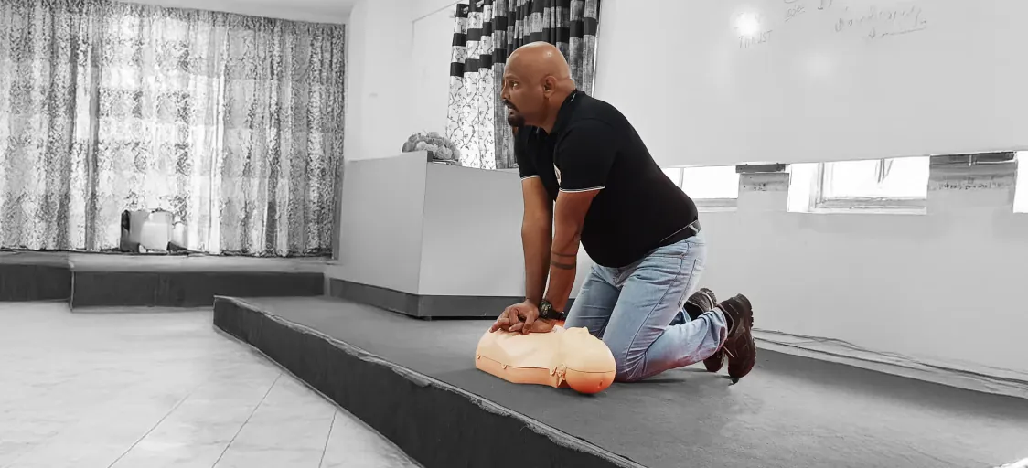 EMERGENCY FIRST RESPONDER